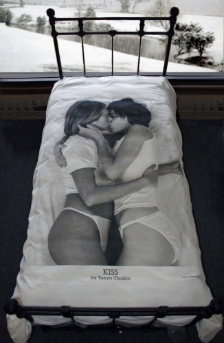 winterkiss.jpg