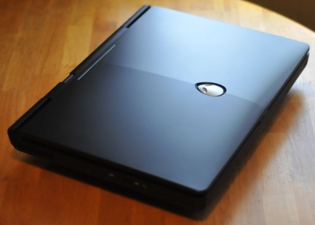 alienware-1_top