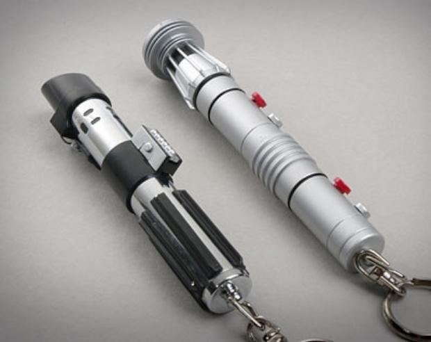 c5e6_star_wars_laser_pointers_close