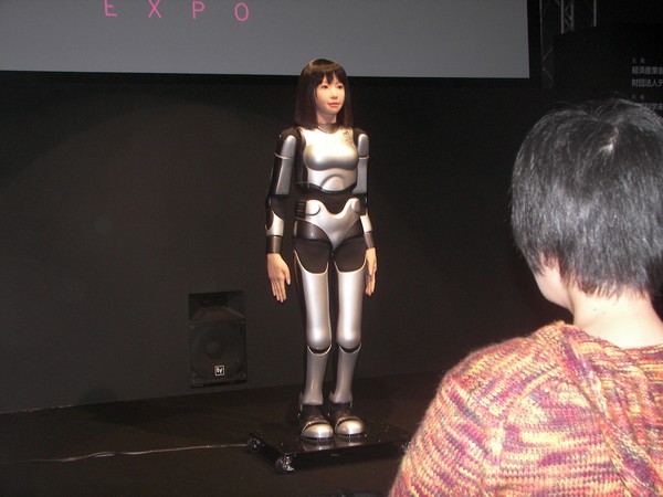 robott_woman