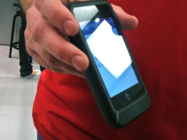 apple-ipod-touch-retail-edition-0
