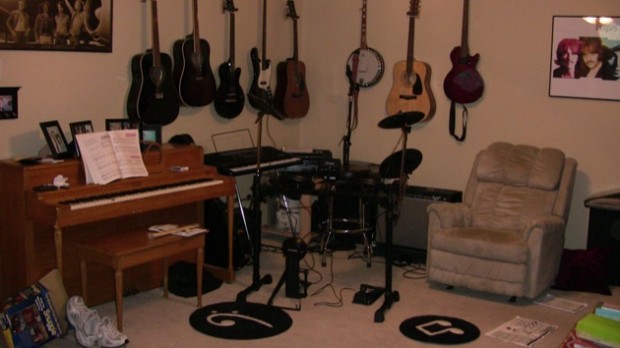 scaled.Music Room With Alesis Drums