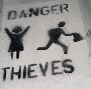 imagesdanger-thieves-jun-05-small