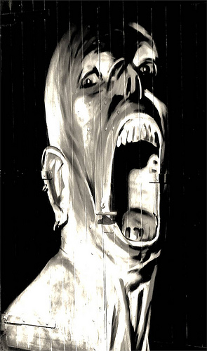 Screaming by naughty architect