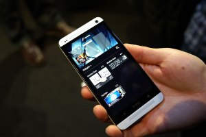 htc-hand3