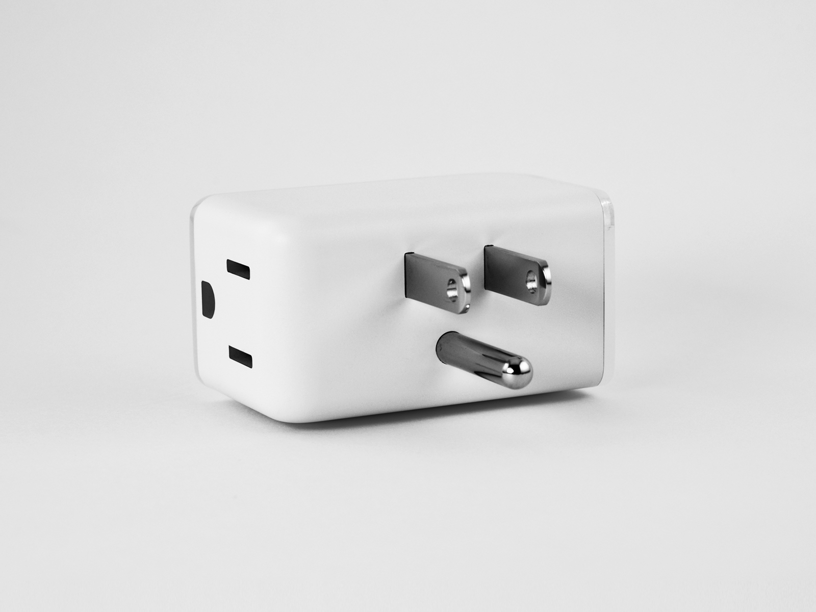 Zuli_Plug_Prongs_Back