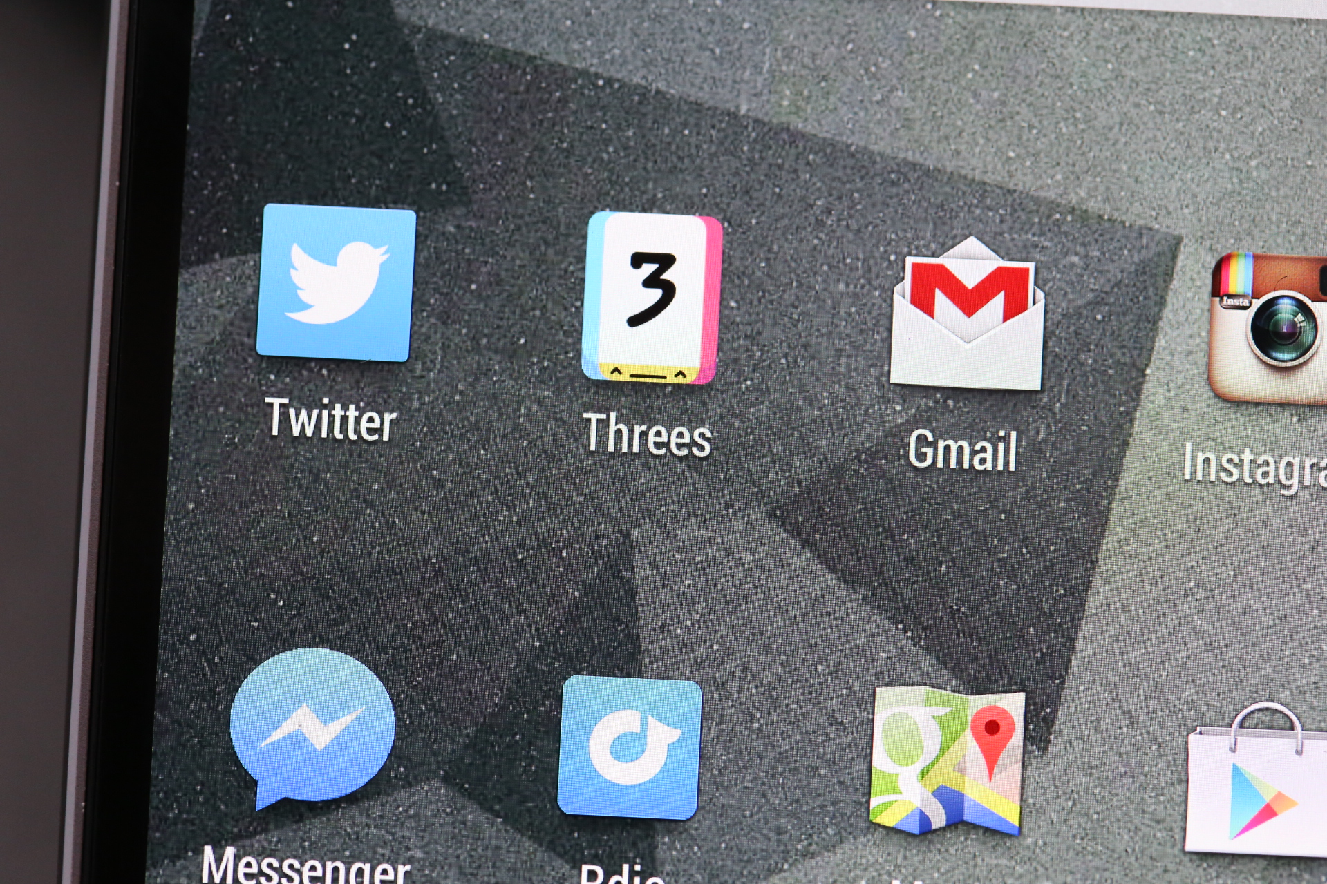 HTC-One-M8-Display