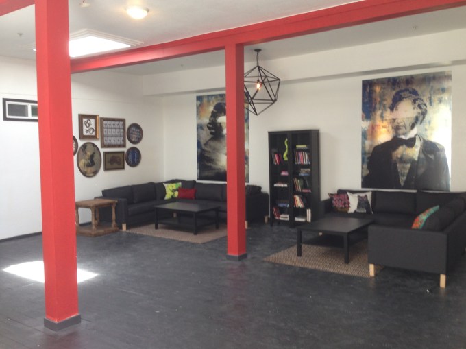 Campus Mission living room 1
