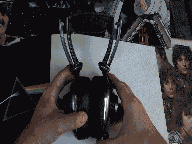 headphones1