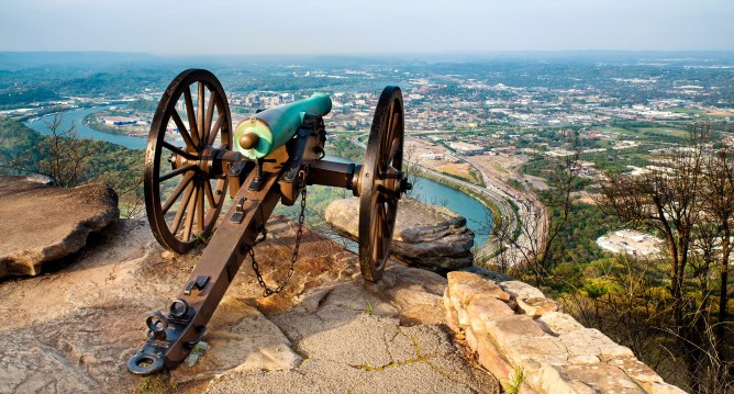 wagon wheel city view