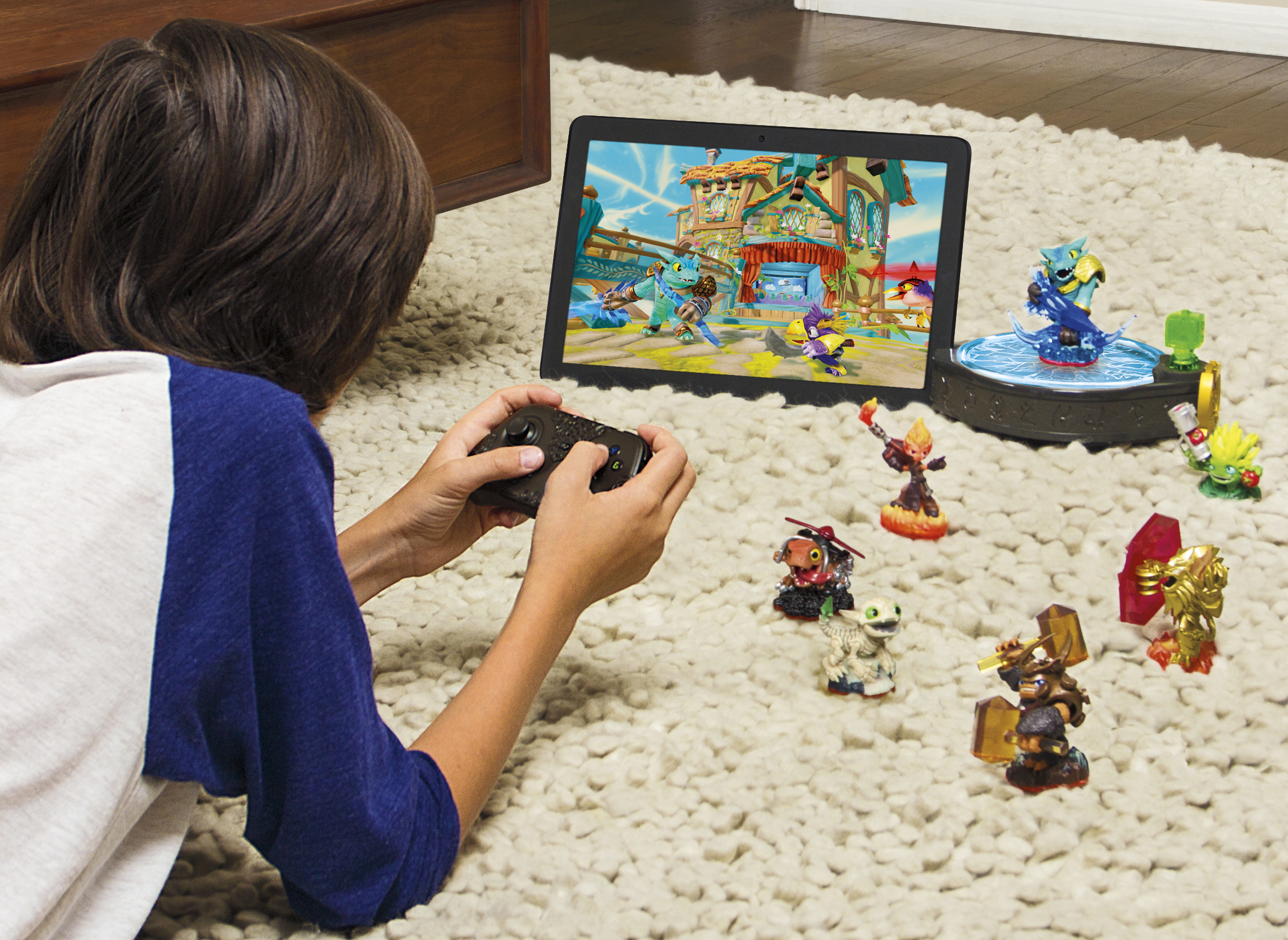 STT_Tablet_Lifestyle Photo 1