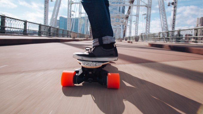 boosted-electric-board-vehicle-bridge