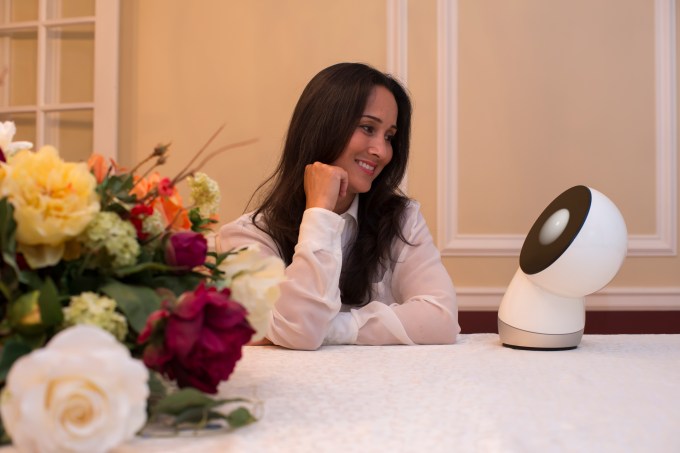 cynthia_with_jibo_2
