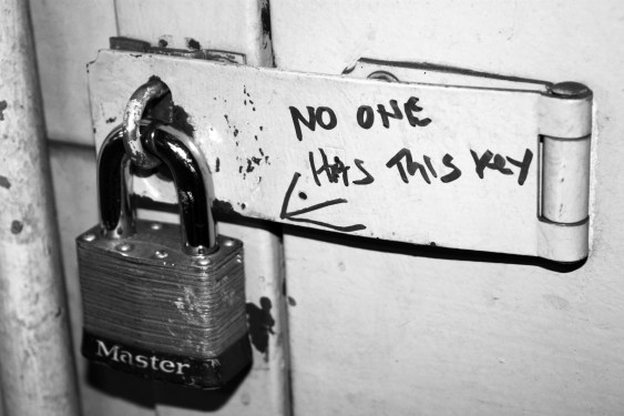 Pad lock with inscription "Nobody has this key."