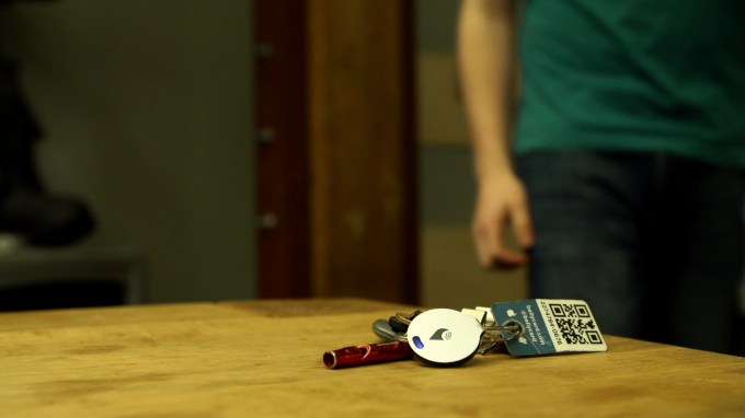 TrackR Bravo