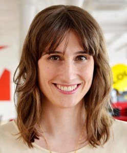 katie notopoulos headshot