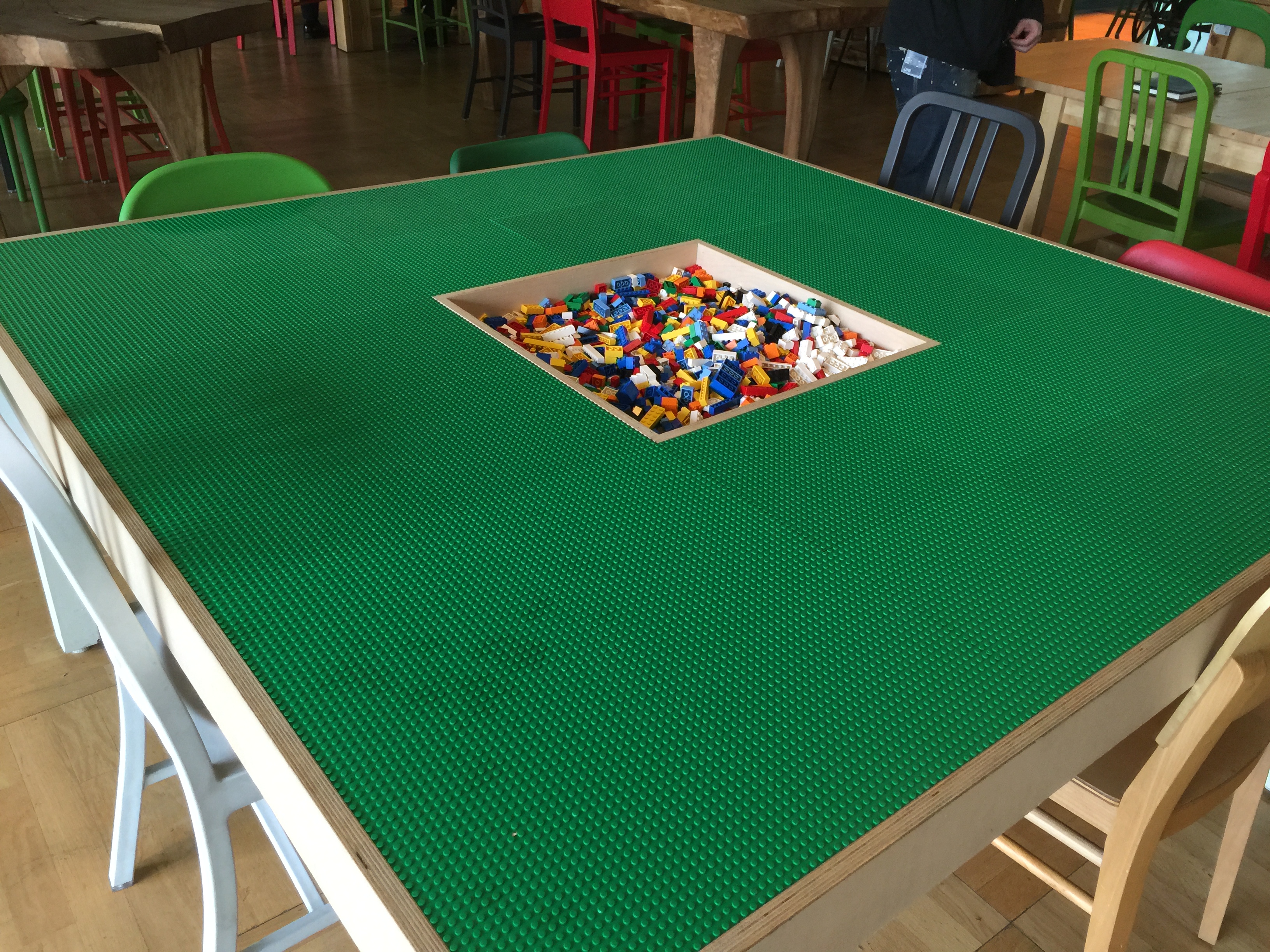 Lego While You Work 