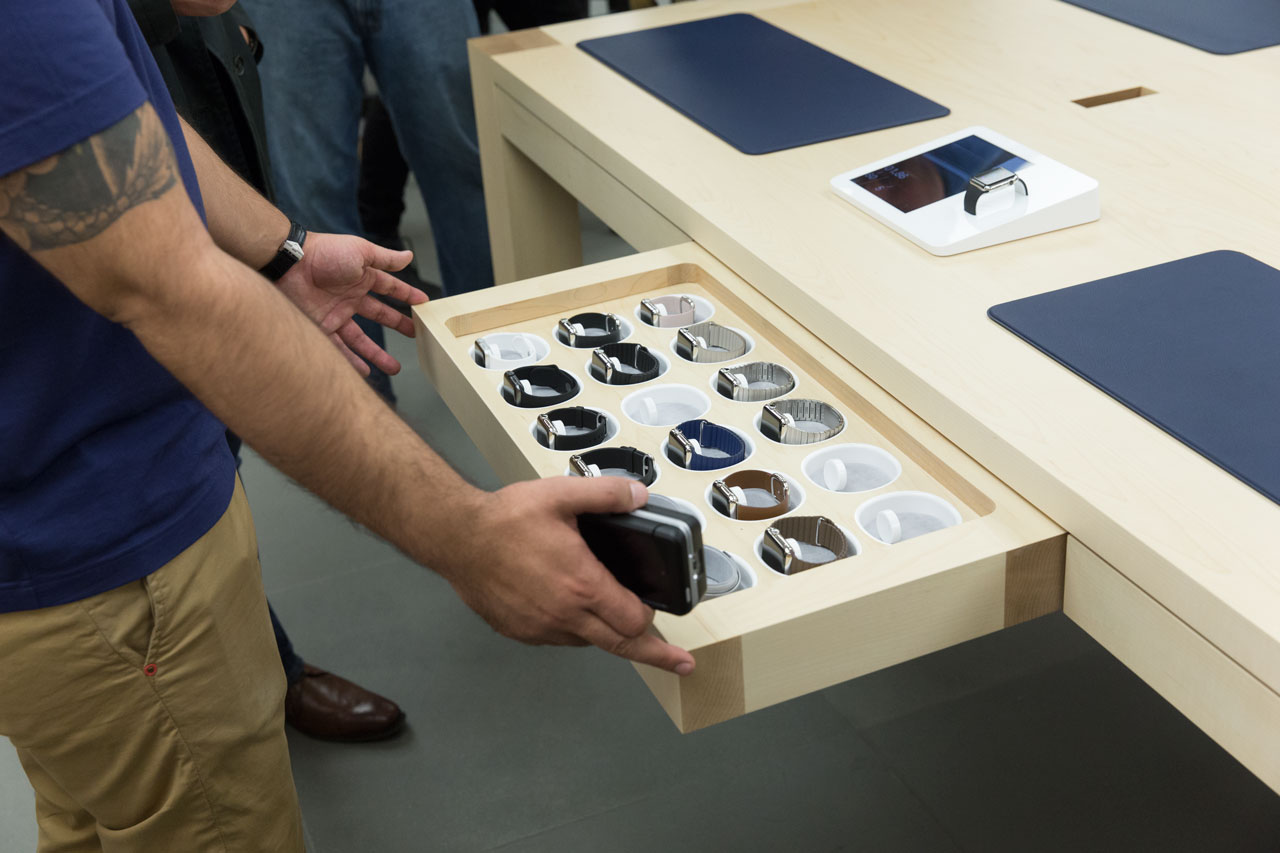 Apple Watch Try-On Drawer Open 