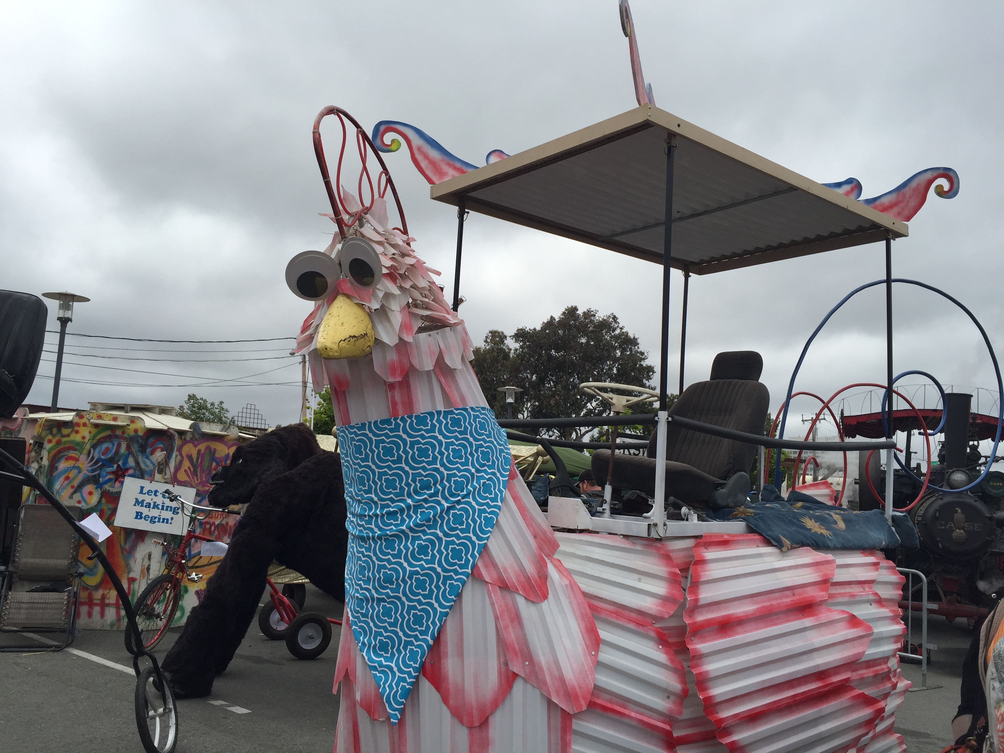 This robotic traveling chicken 