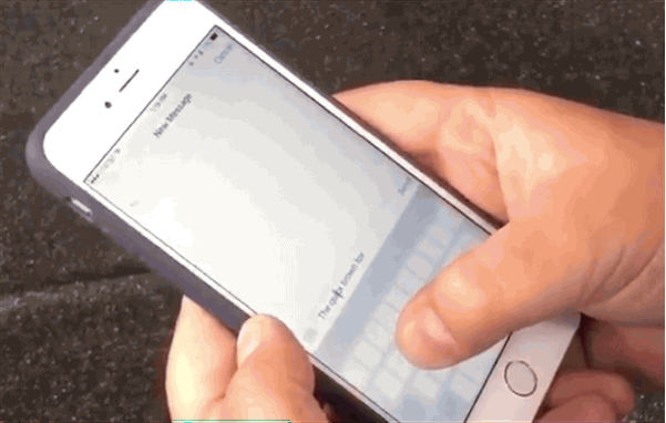 Use iPhone's Keyboard As A Trackpad For Easier Editing 