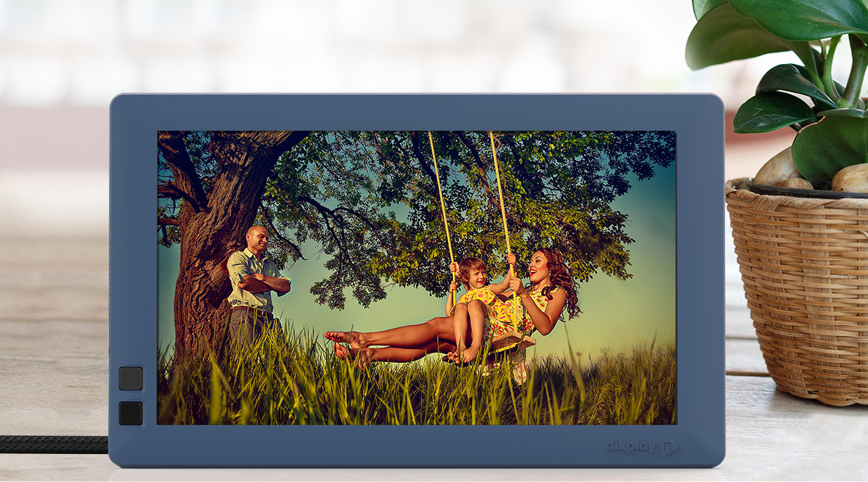 NixPlay's Updating Photo Frame 
