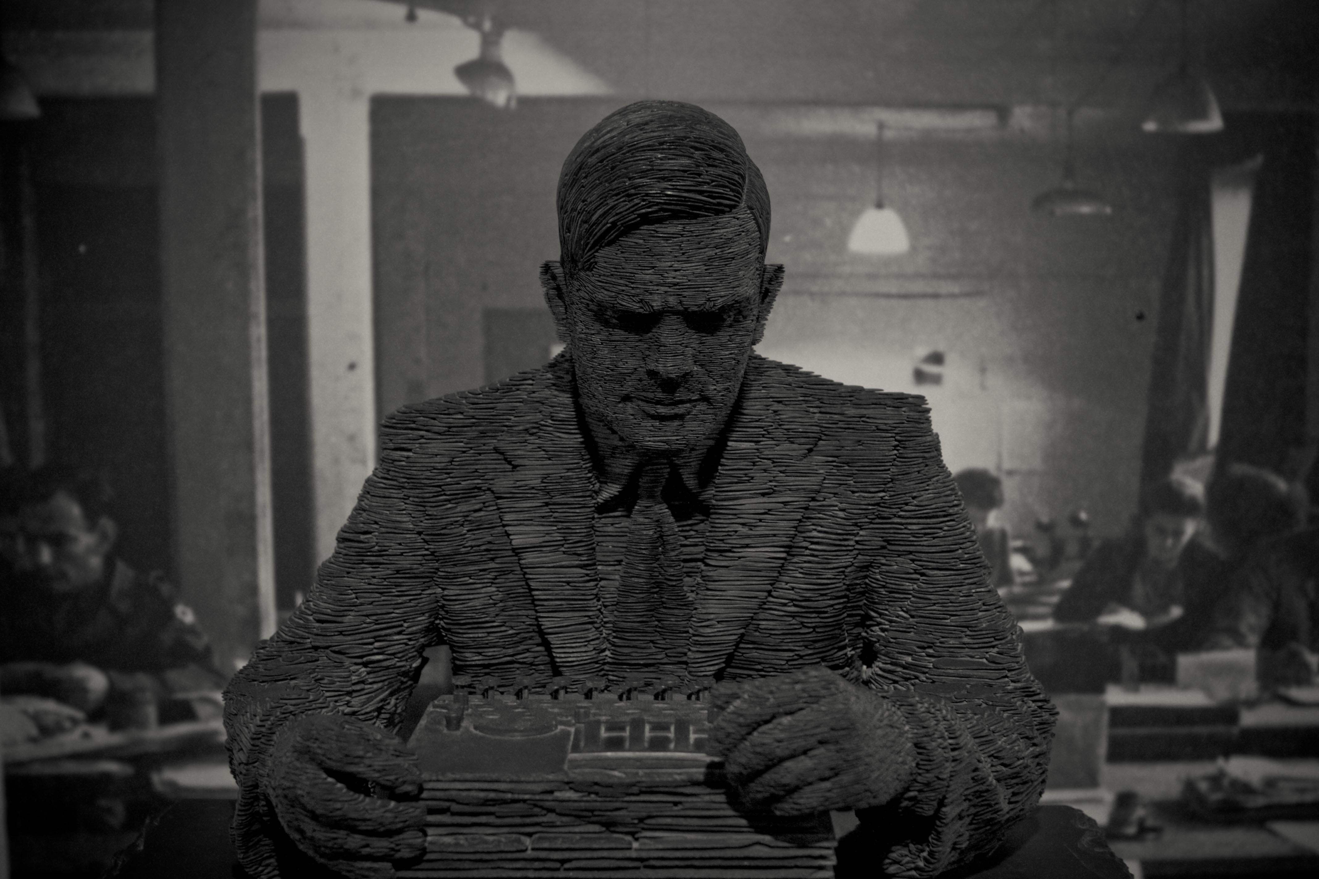 Alan Turing statue