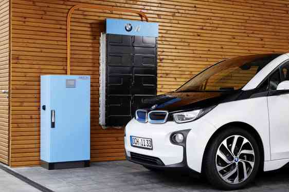 BMW i storage station