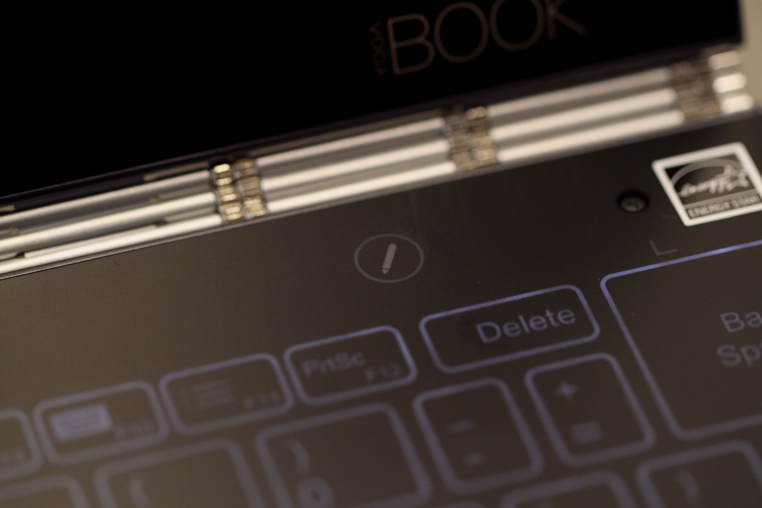 Lenovo Yoga Book