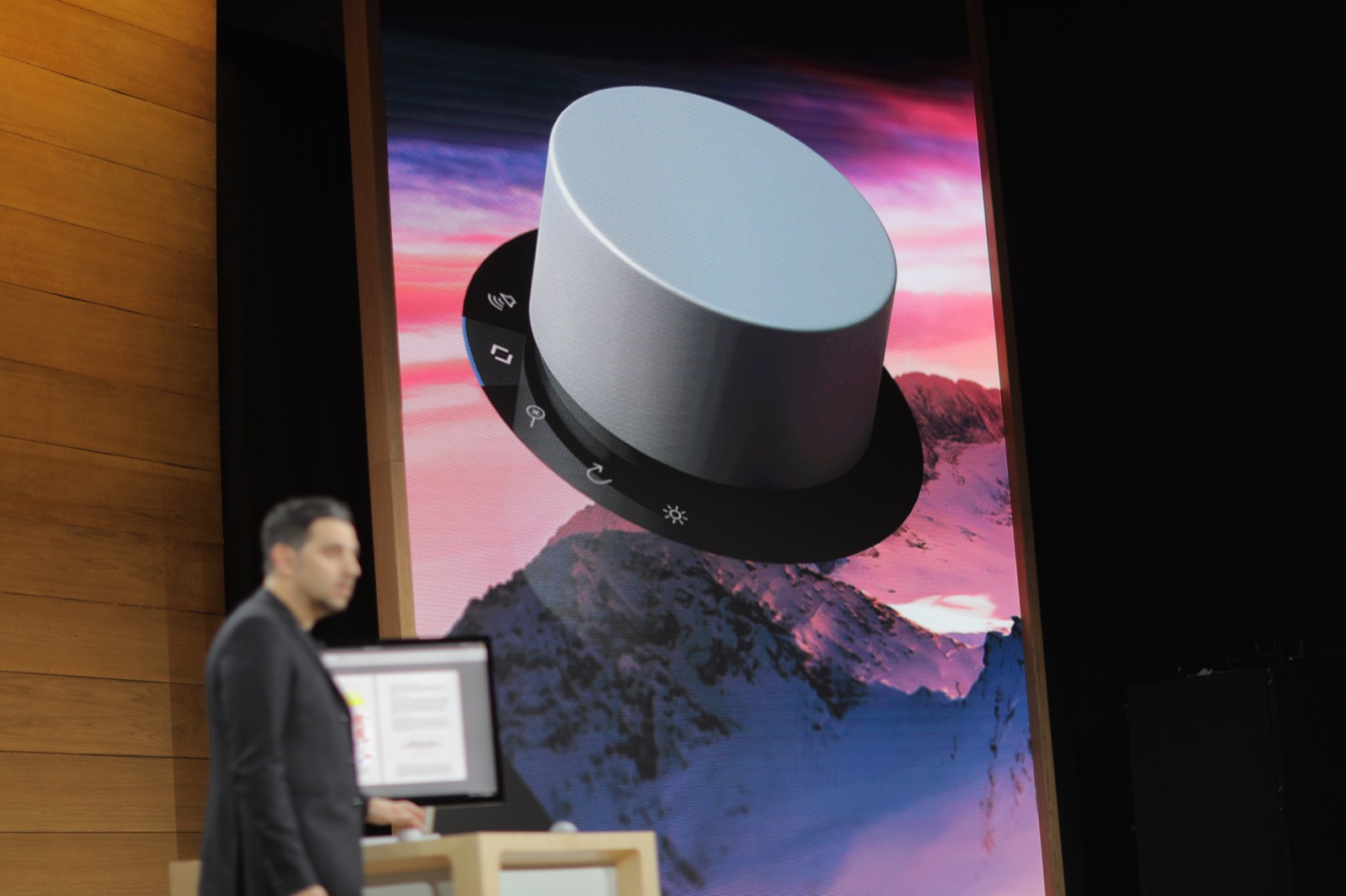surface-dial