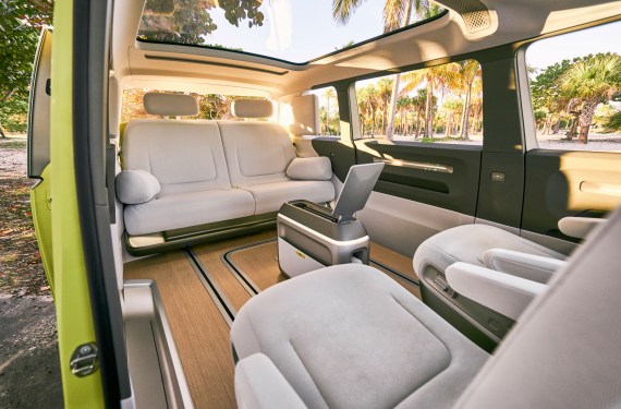 Volkswagen - I.D. Buzz_interior
