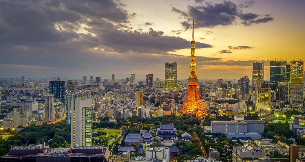 Sunset view of Tokyo skyline.