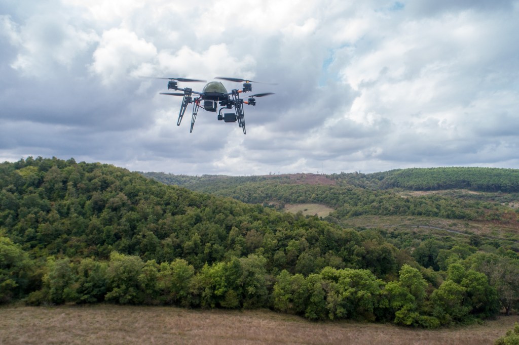 An unmanned aerial vehicles (UAV/drone)