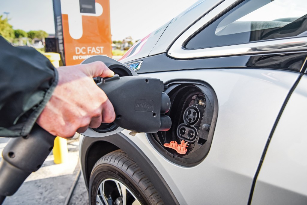 GM EVgo ChargePoint Greenlots