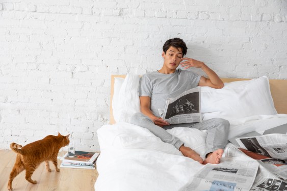 2019 021 Brooklinen SarahKehoe SHOT 19 MENS COLLECTION PAGE HERO 02 091x