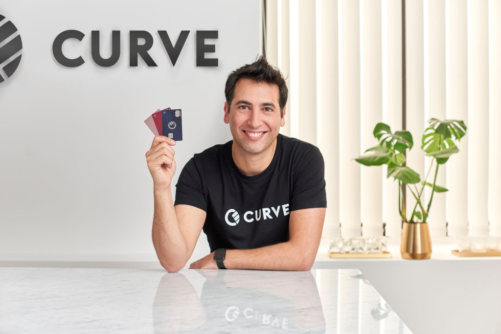 Curve's Shachar
