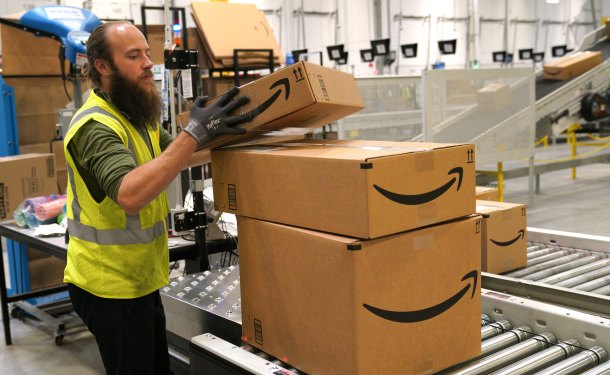 Amazon Opens New Fulfillment Center In Aurora, Colorado