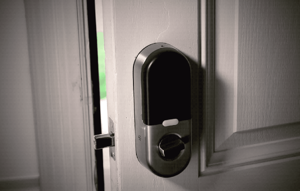 smart lock hero 1
