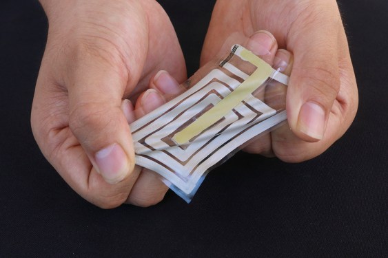 bodynet sticker being stretched