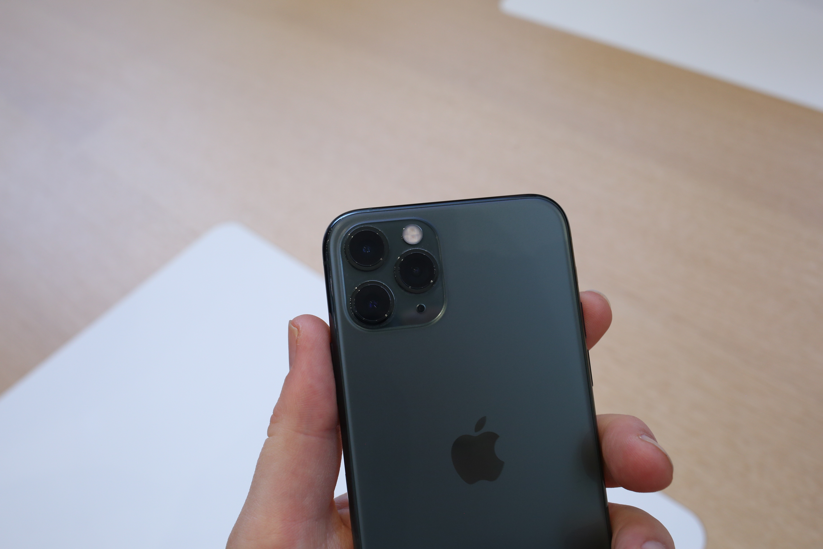 Apple iPhone 11 8245 4CCE AEA3 A3CC65F5E188