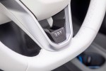 DB2019AU01081 medium