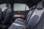 DB2019AU01113 medium