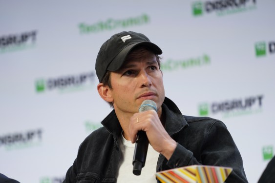 Ashton Kutcher DSC04434