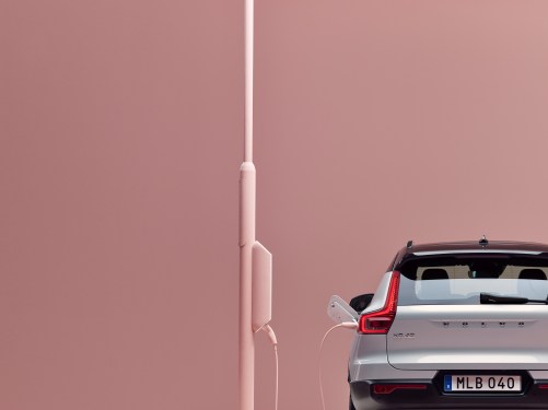 Volvo XC40 charger