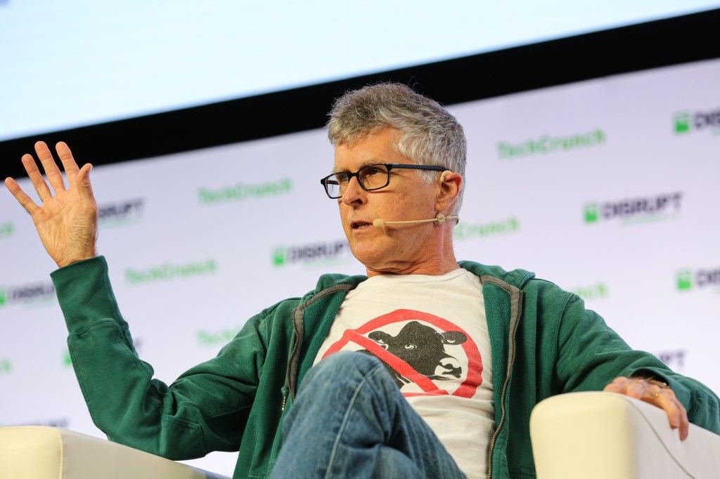 disrupt patrick brown 0562
