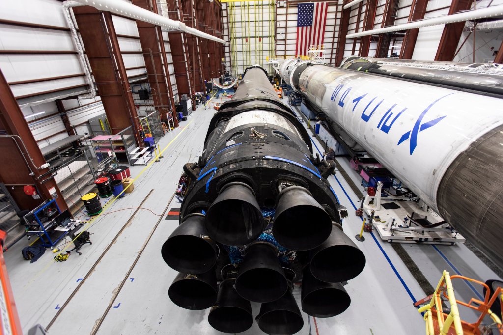 spacex falcon 9 abort test