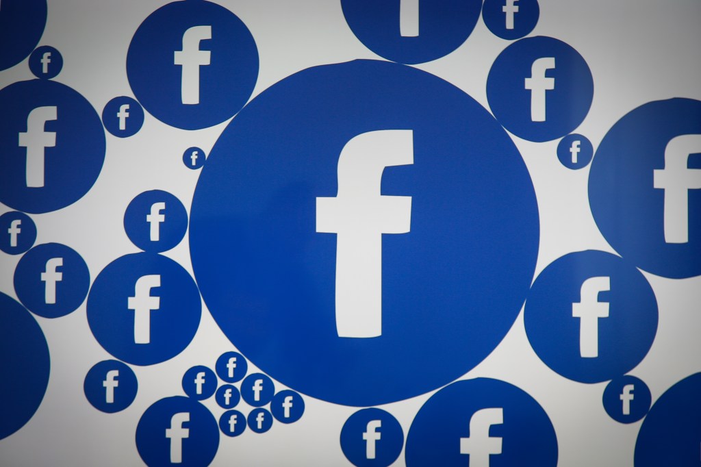 facebook circle logo