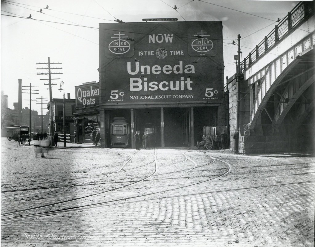 uneeda sign boston