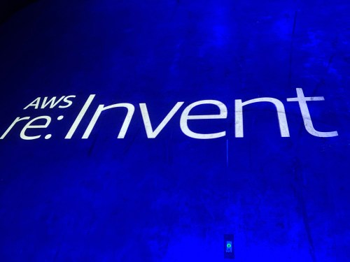 aws re:invent logo