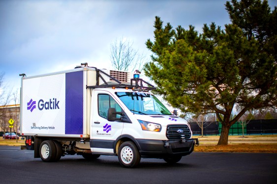Gatik_Boxtruck_Front