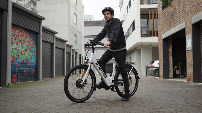 Zoomo electric bikes